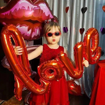Romantic Red Heart Foil Balloon: Heartfelt Love Letter Design for Unforgettable Celebrations