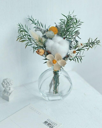 Pastoral Elegance: Handcrafted 25CM Natural Dried Flower Arrangement