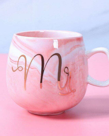 Paw-sitively Charming Flamingo Ceramic Travel Mug: Your Cozy Companion for On-the-Go Sips