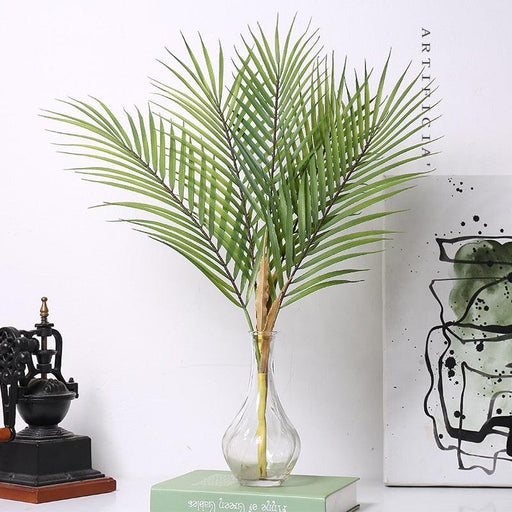 Tropical Vibes Collection: Lifelike Green Artificial Palm Leaf Plants