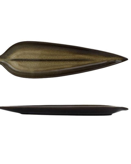 Elegant Japanese Leaf-Design Sushi Plate Collection for Gourmet Dining