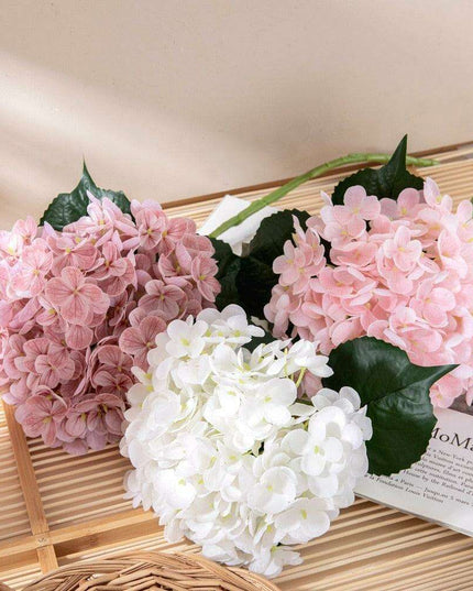 Luxurious Faux Hydrangea Stem - Premium Quality Artificial Flower for Home Decor & Events (19.7" Tall)