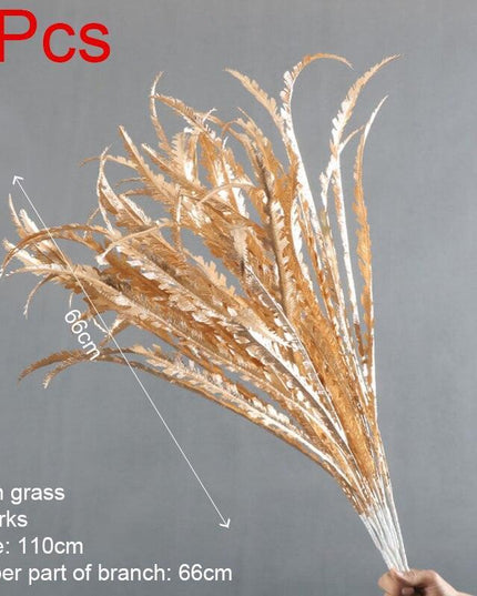 Elegant Golden Maple Leaf Home Decor Accent - Stunning Decorative Piece