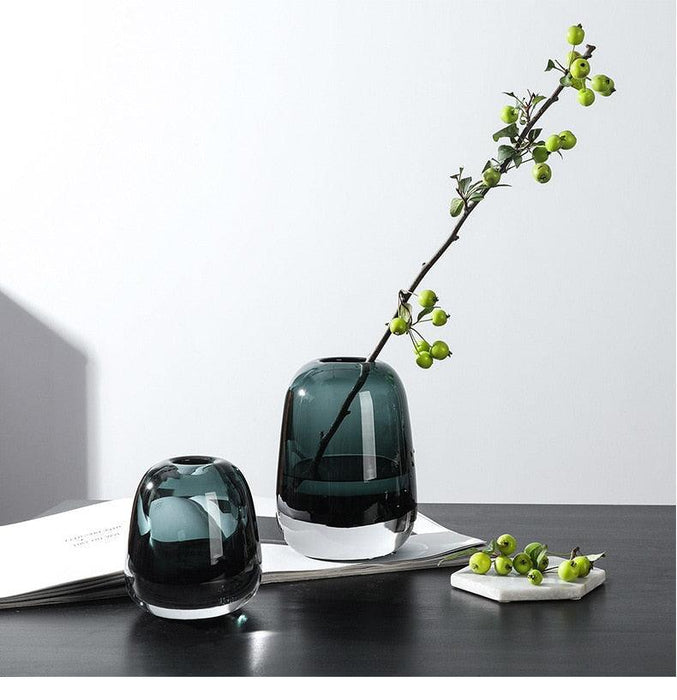 Elegant Glass Vase with Nordic Influence for Stylish Home Enhancement