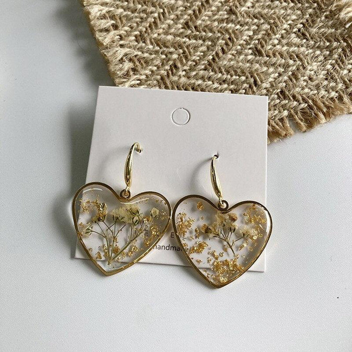 Heartfelt Resin Heart Earrings with Forget-Me-Not Florals - Thoughtful Graduation & Valentine's Day Gift Choice