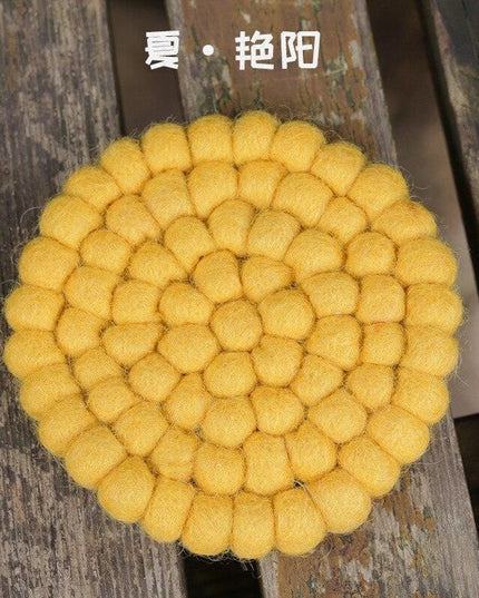 Elegant Round Wool Felt Coasters - Stylish Surface Protection Set