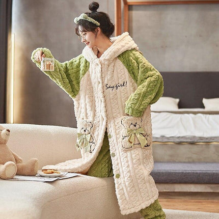 Cozy Elegance: Plush Coral Velvet Women's Bathrobe for Winter Relaxation