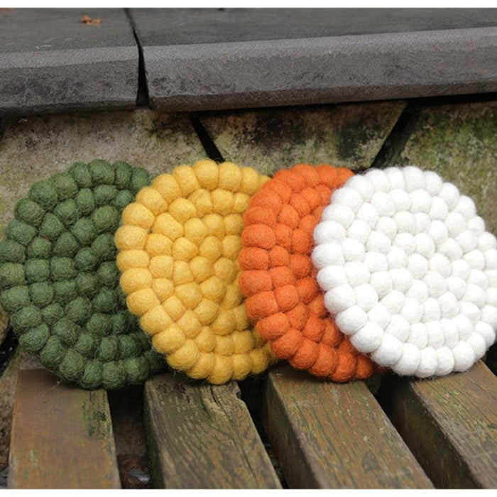Elegant Round Wool Felt Coasters - Stylish Surface Protection Set