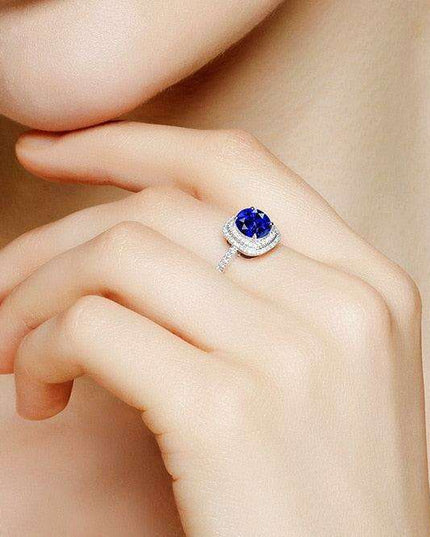 Gothic Elegance: Stunning Sapphire Ring with European and American Flair