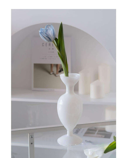 Emerald Elegance: The Nordic Vase for Timeless Home Decor