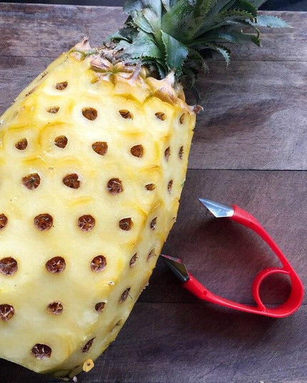 Veleka Premium Pineapple Slicing Kit - Must-Have Tool for Culinary Aficionados