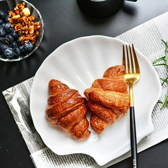 Seashell-Inspired Ceramic Plate Set: Ideal for Steak, Salad, and Desserts
