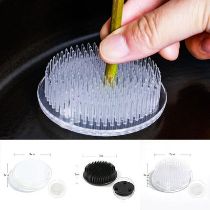 Elevate Your Floral Arrangements with the Ikebana Kenzan Flower Frog Kit