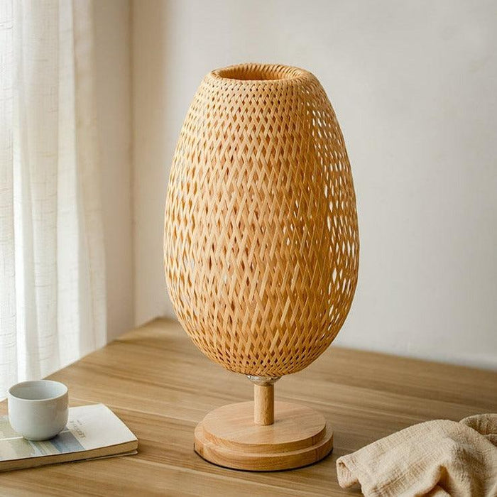 Bamboo Weaving Table Lamp Creative Handmade rattan Bedroom Restaurant bedside desk lights Chinese Pastoral Retro Table Light-0-Très Elite-Long D18xH48cm-EU Plus-Très Elite