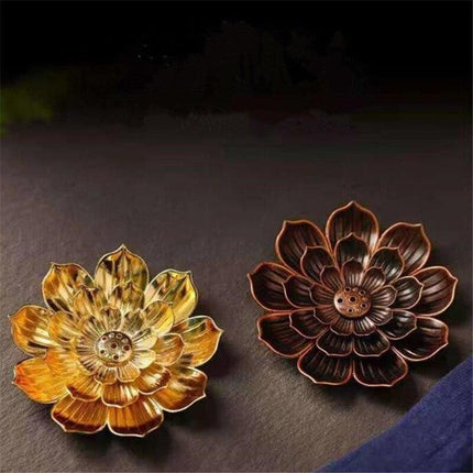 Serene Lotus Alloy Incense Holder: Aromatherapy Diffuser for Tranquil Spaces - Très Elite