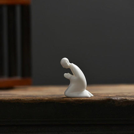 Serene Mindful Monk Porcelain Figurine - Très Elite