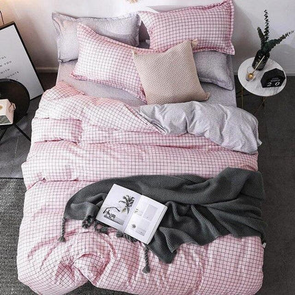 Serene Slumber Set: Elegant Printed Duvet and Pillowcase Ensemble for Ultimate Comfort - Très Elite