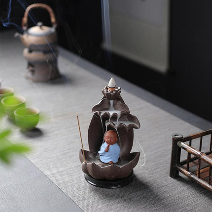 Serene Zen Monk Backflow Incense Waterfall with Illuminating LED for a Calming Environment - Très Elite