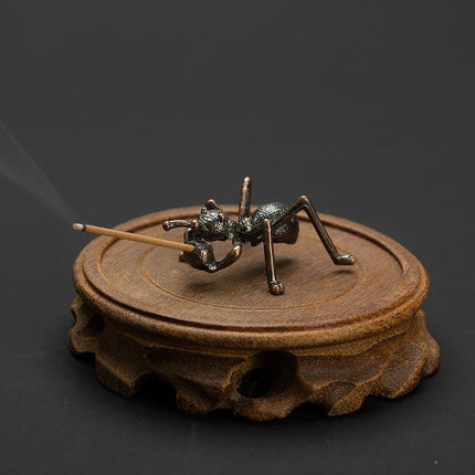 Serenity Zinc Alloy Incense Burner - Enhance Your Mindfulness Rituals - Très Elite
