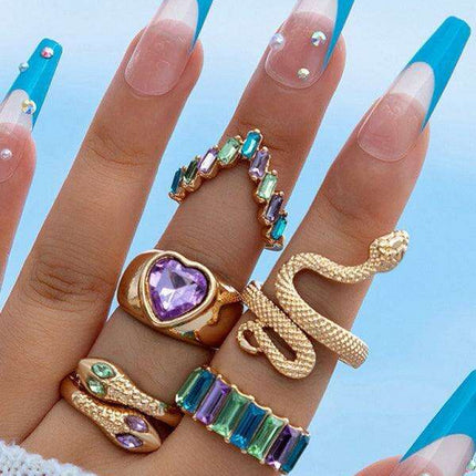 Serpent's Embrace: Opulent Five-Piece Ring Jewelry Set