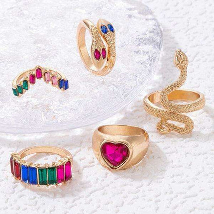Serpent's Embrace: Opulent Five-Piece Ring Jewelry Set