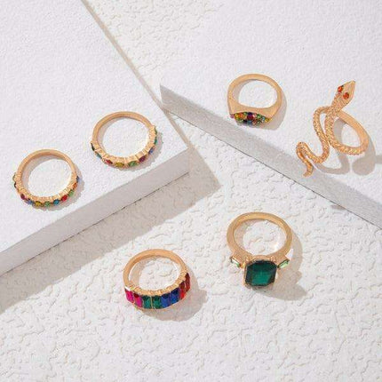 Serpent's Embrace: Opulent Five-Piece Ring Jewelry Set
