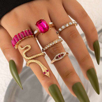 Serpent's Embrace: Opulent Five-Piece Ring Jewelry Set