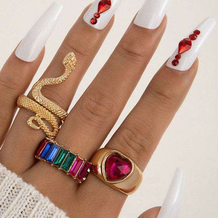 Serpent's Embrace: Opulent Five-Piece Ring Jewelry Set