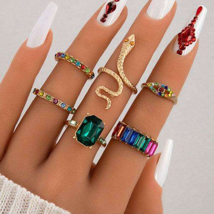 Serpent's Embrace: Opulent Five-Piece Ring Jewelry Set