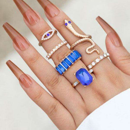 Serpent's Embrace: Opulent Five-Piece Ring Jewelry Set