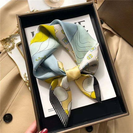 Elegant Leopard Print Silk-like Scarf: Elevate Your Style Game