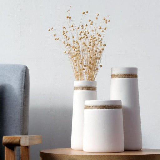 Chic White Ceramic Vase with Stylish Hemp Rope Detail - Perfect Floral Showcase