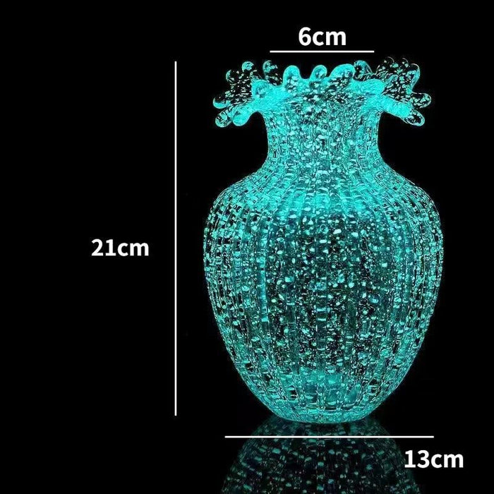 Glowing Glass Vase with Solar-Powered Luminescence
