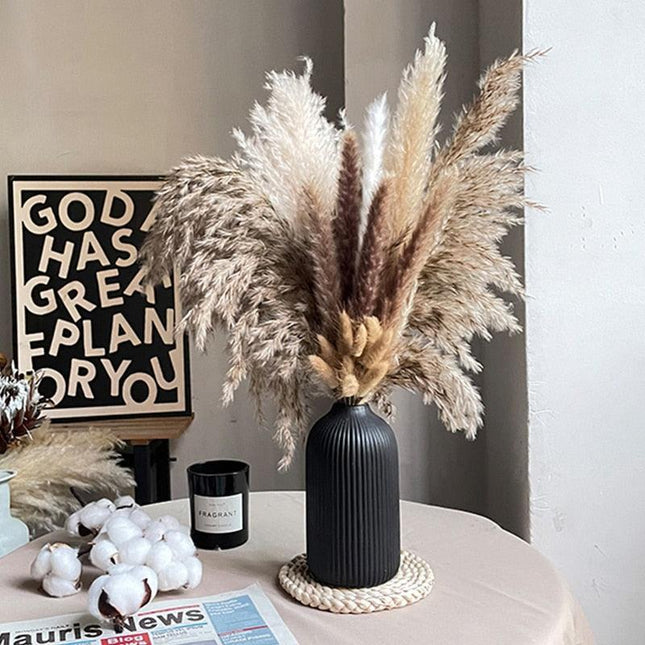 Cozy Nordic Boho Dried Flower Arrangement for Chic Home Styling