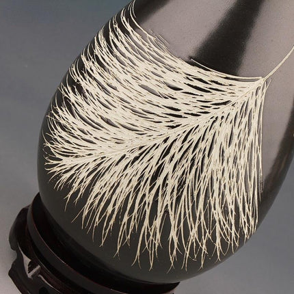 Heavenly Harmony Ceramic Vase with Ethereal Feather and Raindrop Details