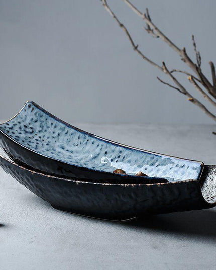 Japanese Artisan Plate Collection for a Luxurious Dining Experience