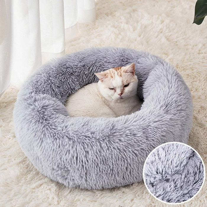 Sumptuous Round Pet Bed - Luxe Retreat for Cats and Dogs