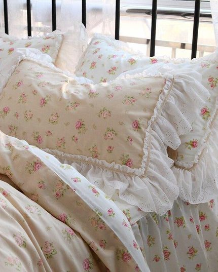 Elegant European Lace Ruffle Pillowcase - Classic White Luxury