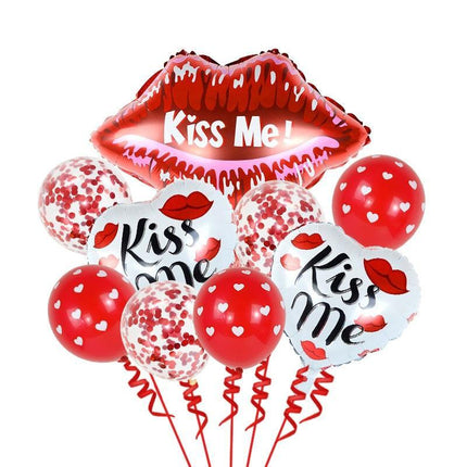 Romantic Red Heart Foil Balloon: Heartfelt Love Letter Design for Unforgettable Celebrations