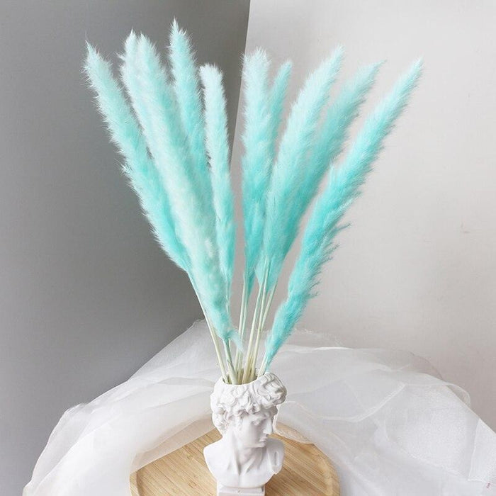 Elegant Dried Pampas Grass Arrangement for Trendy Home Styling
