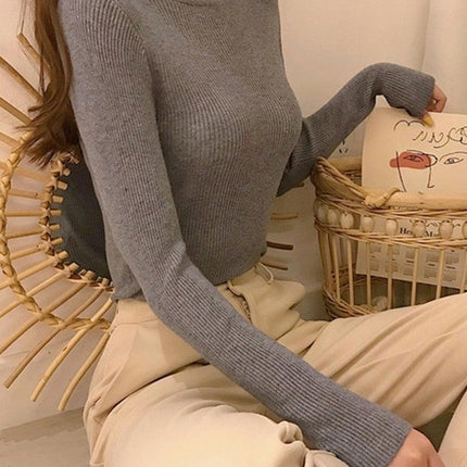 Chic Knitted Turtleneck Sweater: Perfect for Cozy Autumn Days