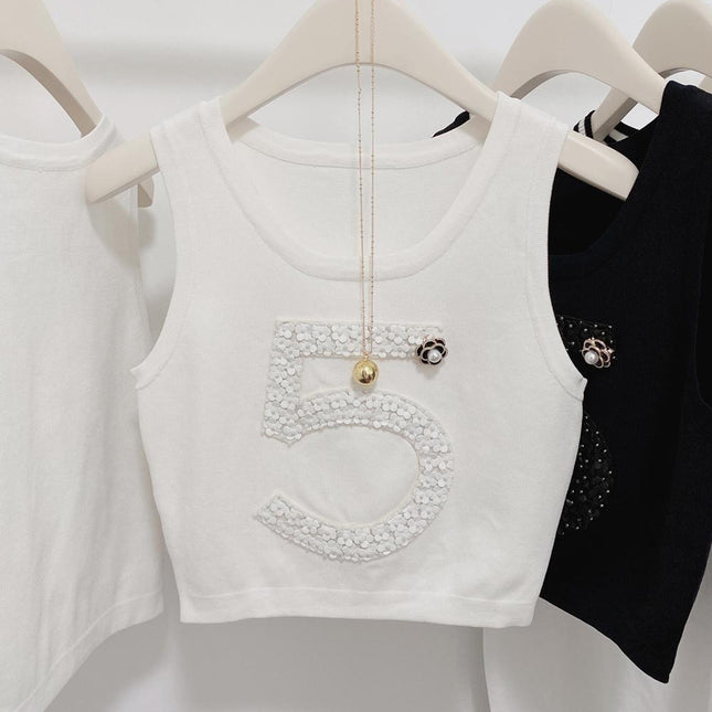 Chic 3D Knit Sleeveless Vest for Modern Women