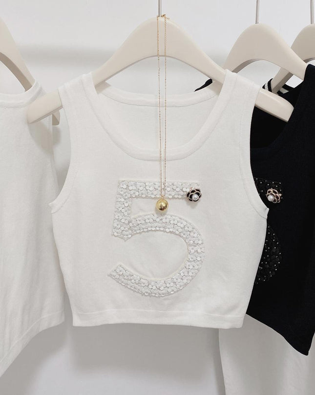 Chic 3D Knit Sleeveless Vest for Modern Women