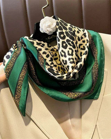 Exquisite Silk Square Scarf - A Touch of Timeless Sophistication for Women