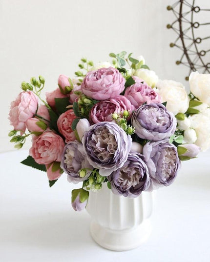 Eternal Charm Silk Rose Bouquet: An Everlasting Touch of Beauty