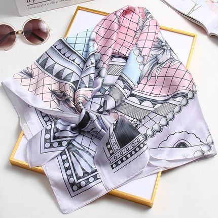 Silk Splendor: Exquisite Silk Scarves for Women - Classic Collection - Très Elite