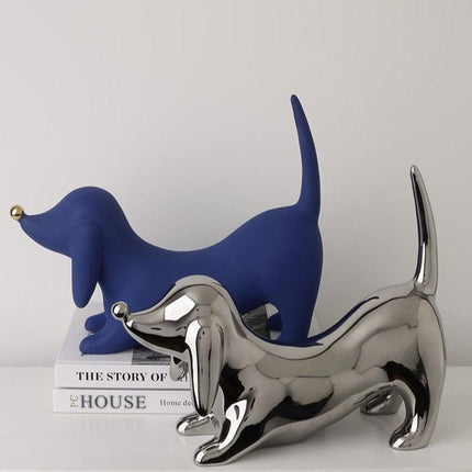 Sleek Doberman Pinscher Figurine - Chic Decorative Accent for Home Elegance - Très Elite