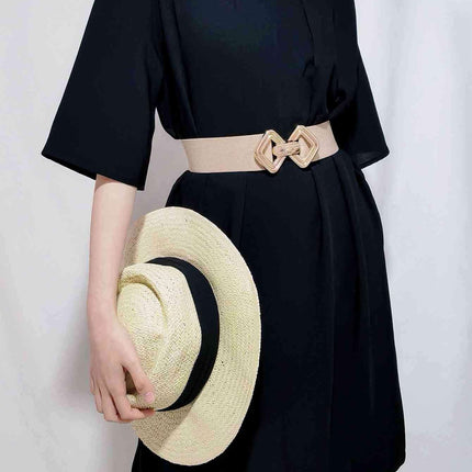 Sleek Elastic Geometric Belt Collection - Perfect for Any Occasion - Très Elite