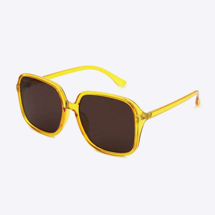 Sleek Square UV400 Sunglasses: Fashionable Eyewear for Maximum Sun Defense - Très Elite