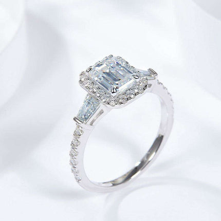 Sophisticated 1 Carat Lab-Grown Diamond Sterling Silver Ring